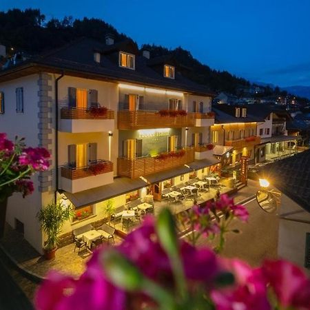 Hotel Italia Castello-Molina di Fiemme Εξωτερικό φωτογραφία