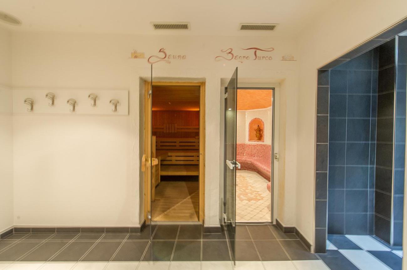 Hotel Italia Castello-Molina di Fiemme Εξωτερικό φωτογραφία