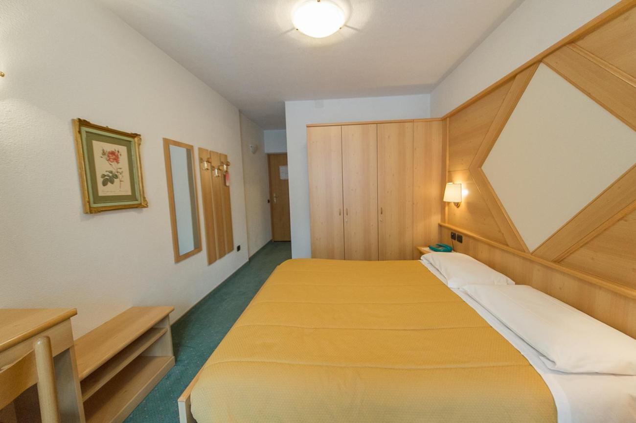 Hotel Italia Castello-Molina di Fiemme Εξωτερικό φωτογραφία