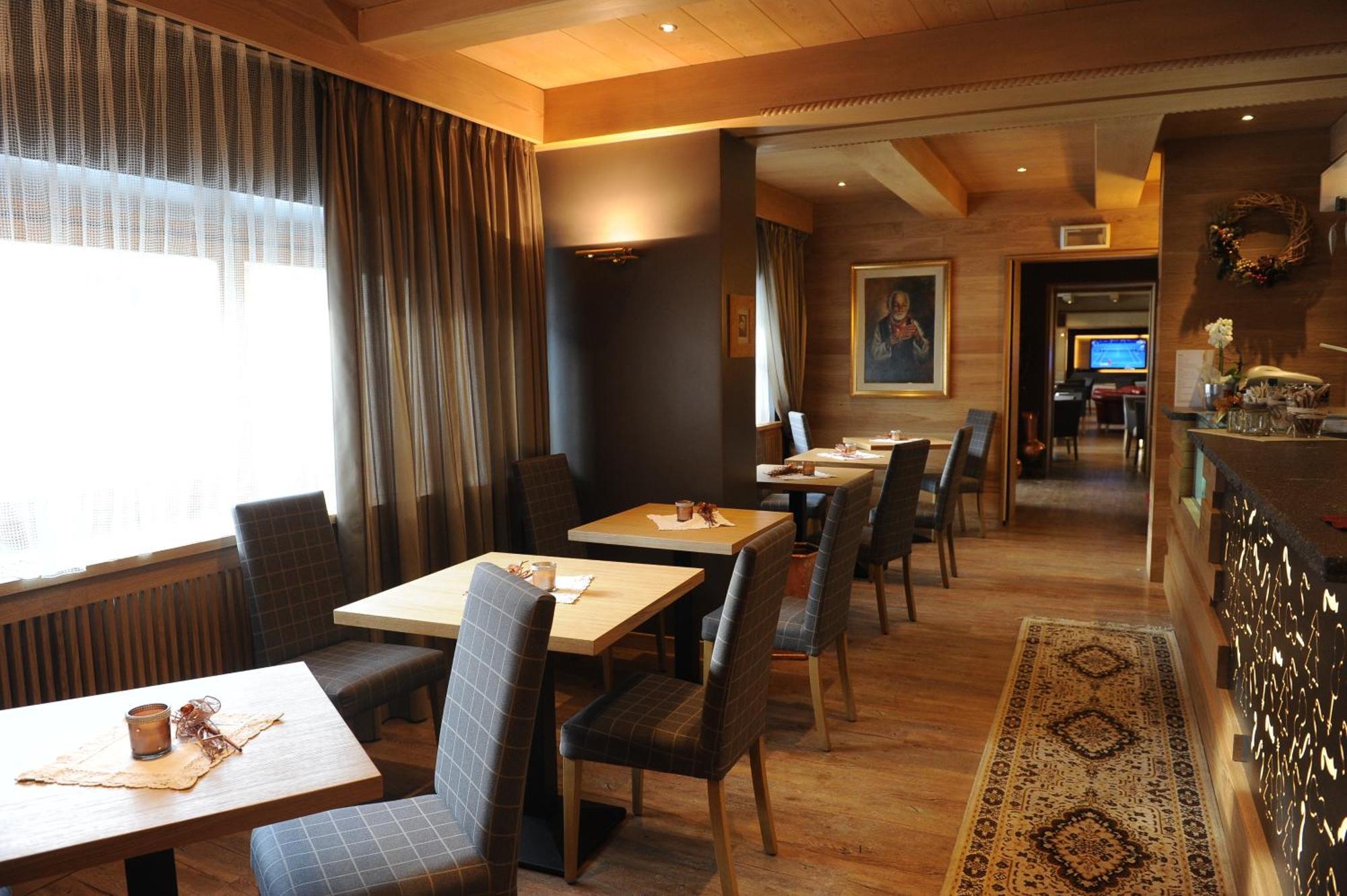 Hotel Italia Castello-Molina di Fiemme Εξωτερικό φωτογραφία